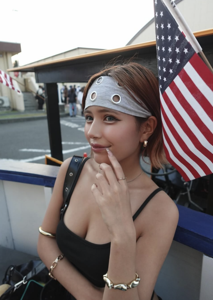 夏芽すずのモデル・グラビア経歴